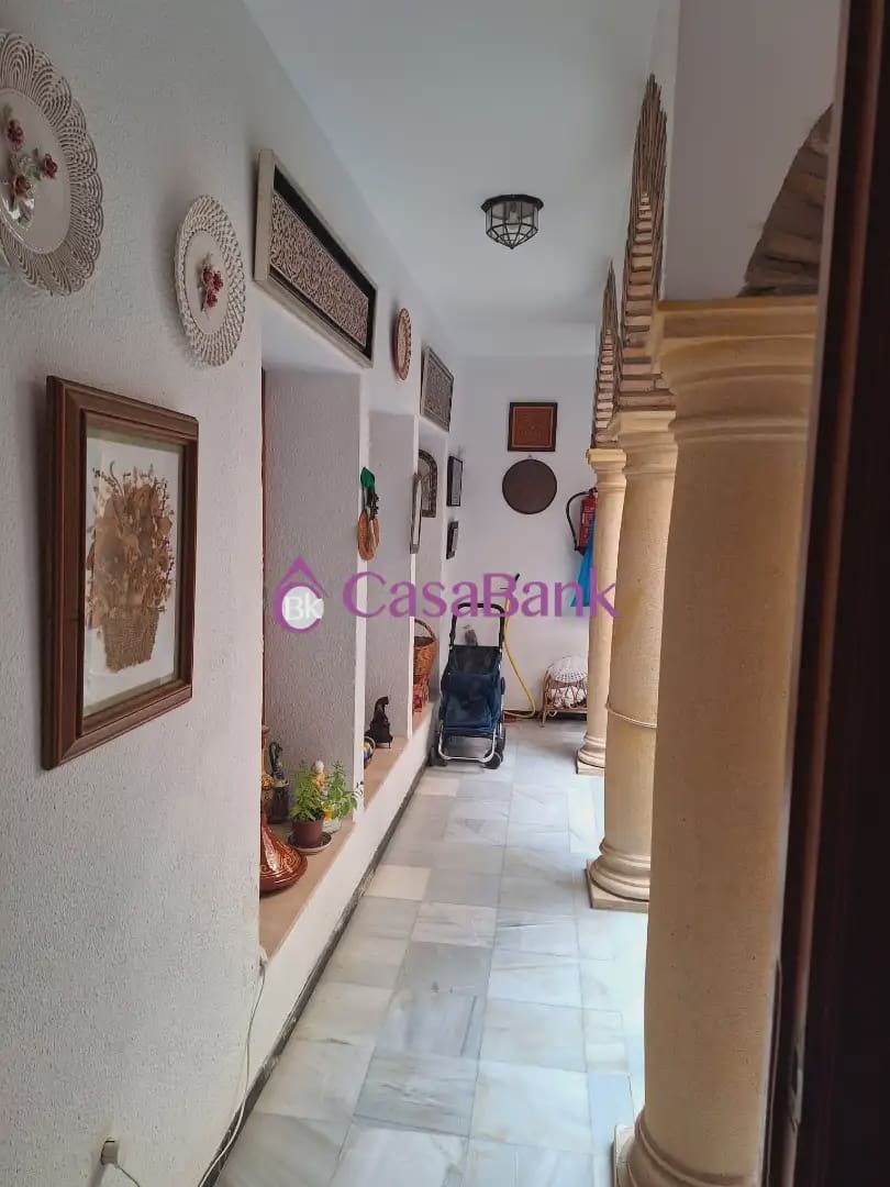 9 sypialnia Dom na sprzedaż w Miasto Kordoba - 550 000 € (Ref: 9904860)