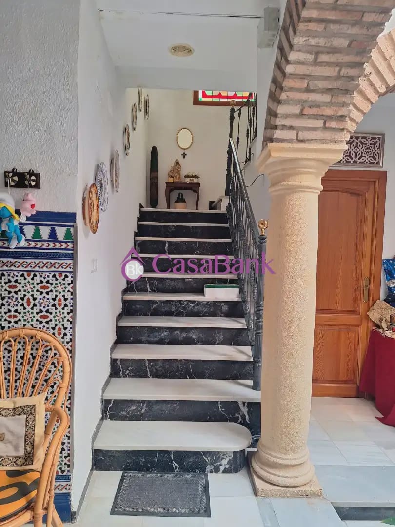 9 sypialnia Dom na sprzedaż w Miasto Kordoba - 550 000 € (Ref: 9904860)