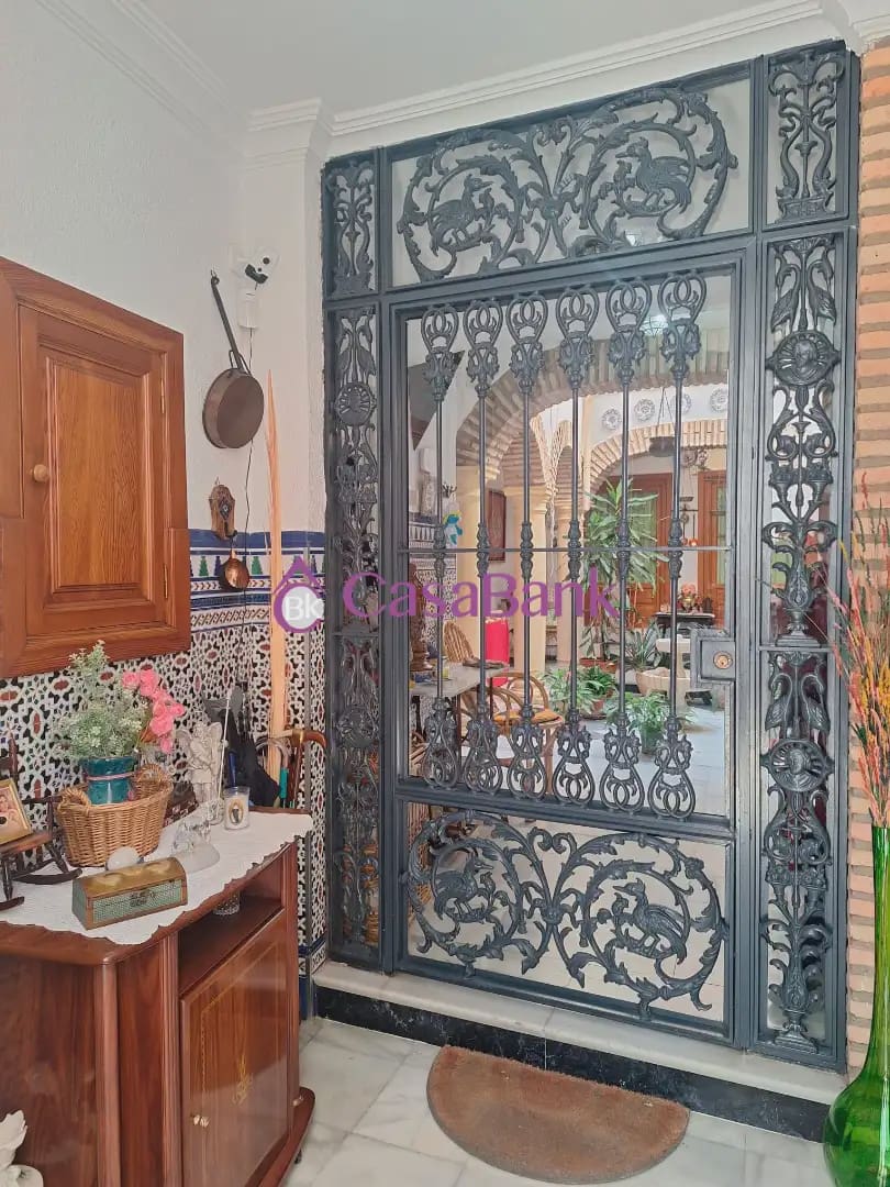 9 sypialnia Dom na sprzedaż w Miasto Kordoba - 550 000 € (Ref: 9904860)