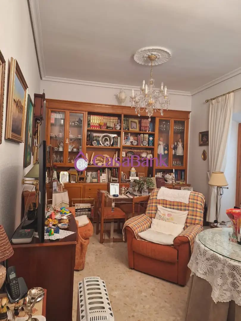 9 sypialnia Dom na sprzedaż w Miasto Kordoba - 550 000 € (Ref: 9904860)