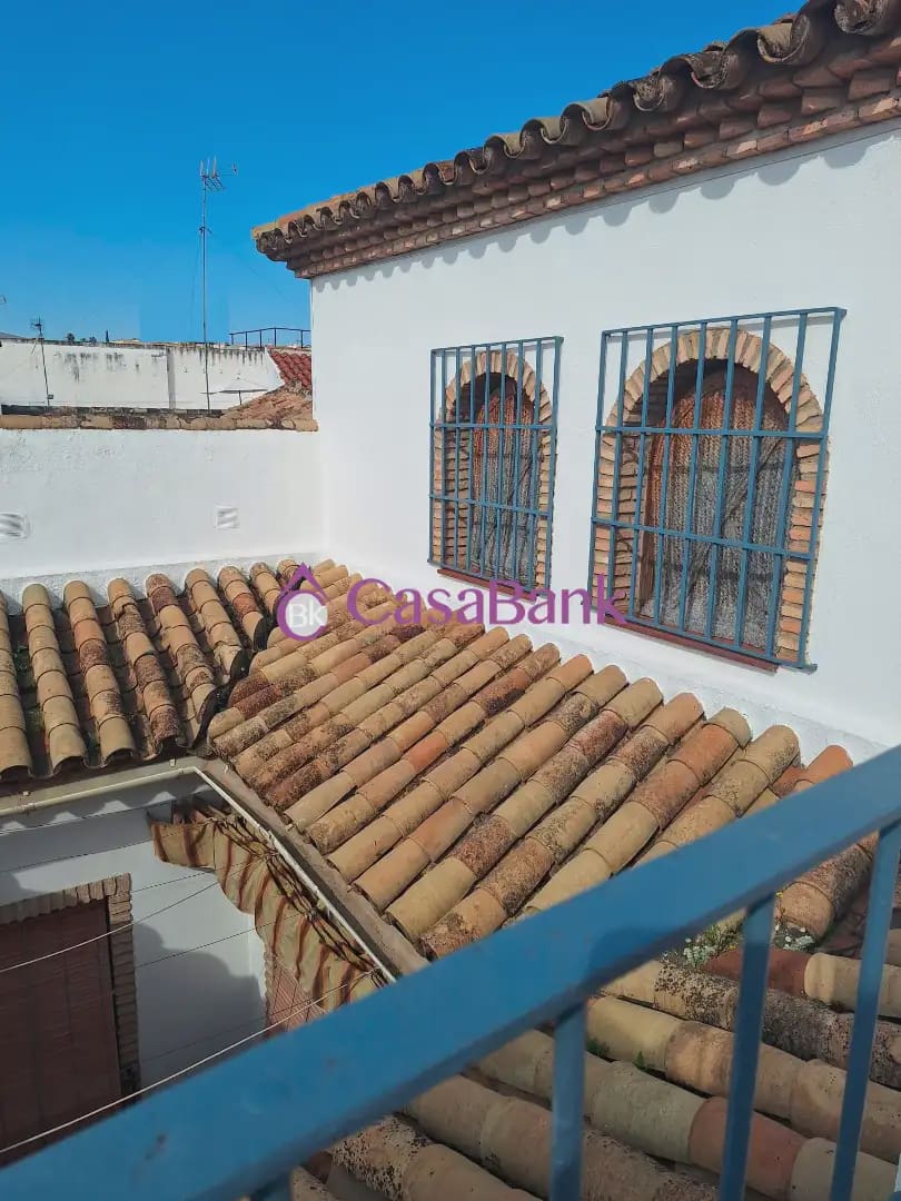 9 sypialnia Dom na sprzedaż w Miasto Kordoba - 550 000 € (Ref: 9904860)