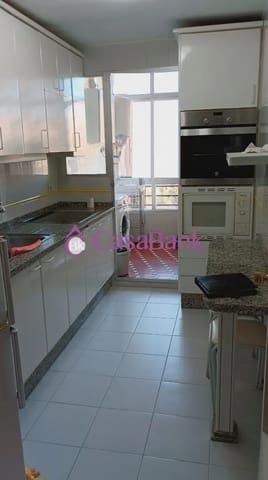 3 soverom Leilighet til salgs i Polígono Poniente, Córdoba by med svømmebasseng - € 270 300 (Ref: 9904861)
