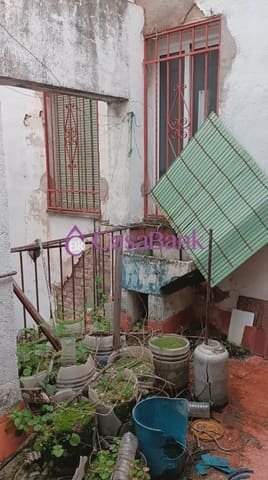 8 soverom Villa til salgs i San Lorenzo, Córdoba by med garasje - € 220 000 (Ref: 9904863)