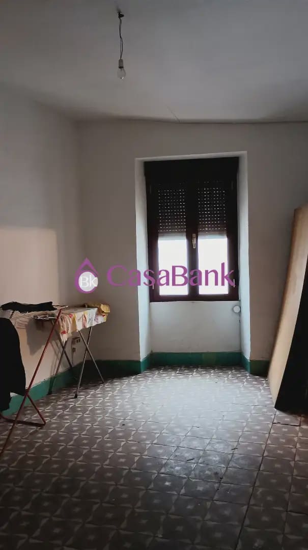 8 sypialnia Willa na sprzedaż w Miasto Kordoba z garażem - 220 000 € (Ref: 9904863)