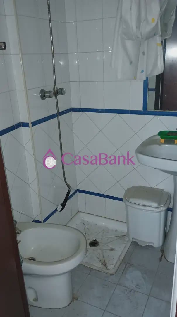 8 sypialnia Willa na sprzedaż w Miasto Kordoba z garażem - 220 000 € (Ref: 9904863)