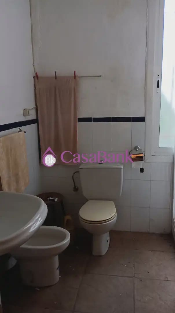 8 sypialnia Willa na sprzedaż w Miasto Kordoba z garażem - 220 000 € (Ref: 9904863)