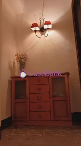 8 soverom Villa til salgs i San Lorenzo, Córdoba by med garasje - € 220 000 (Ref: 9904863)