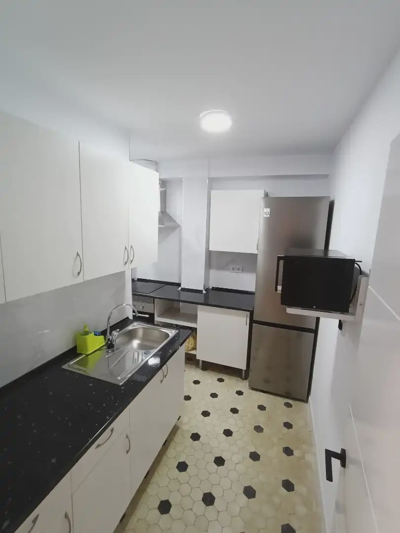 Piso de 3 habitaciones en Córdoba ciudad en venta - 175.000 € (Ref: 9904867)
