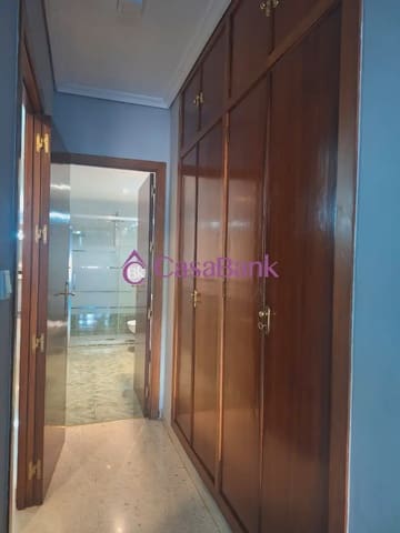 4 makuuhuone Asunto myytävänä paikassa Ciudad Jardín, Córdoba kaupunki - 229 900 € (Ref: 9904874)