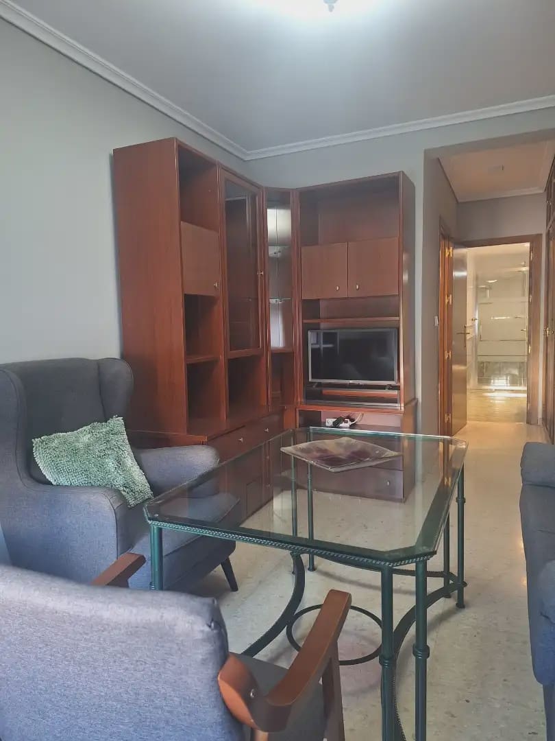 4 Zimmer Wohnung zu verkaufen in Cordoba Stadt - 229.900 € (Ref: 9904874)
