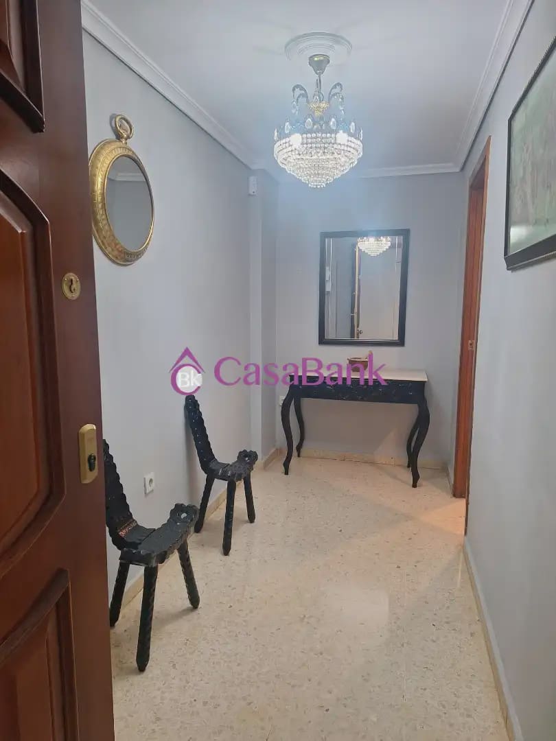 4 Zimmer Wohnung zu verkaufen in Cordoba Stadt - 229.900 € (Ref: 9904874)
