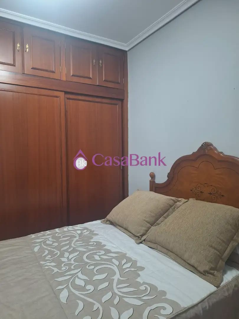 4 Zimmer Wohnung zu verkaufen in Cordoba Stadt - 229.900 € (Ref: 9904874)