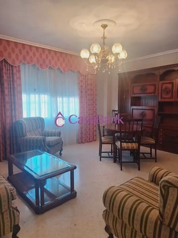 4 makuuhuone Asunto myytävänä paikassa Ciudad Jardín, Córdoba kaupunki - 229 900 € (Ref: 9904874)