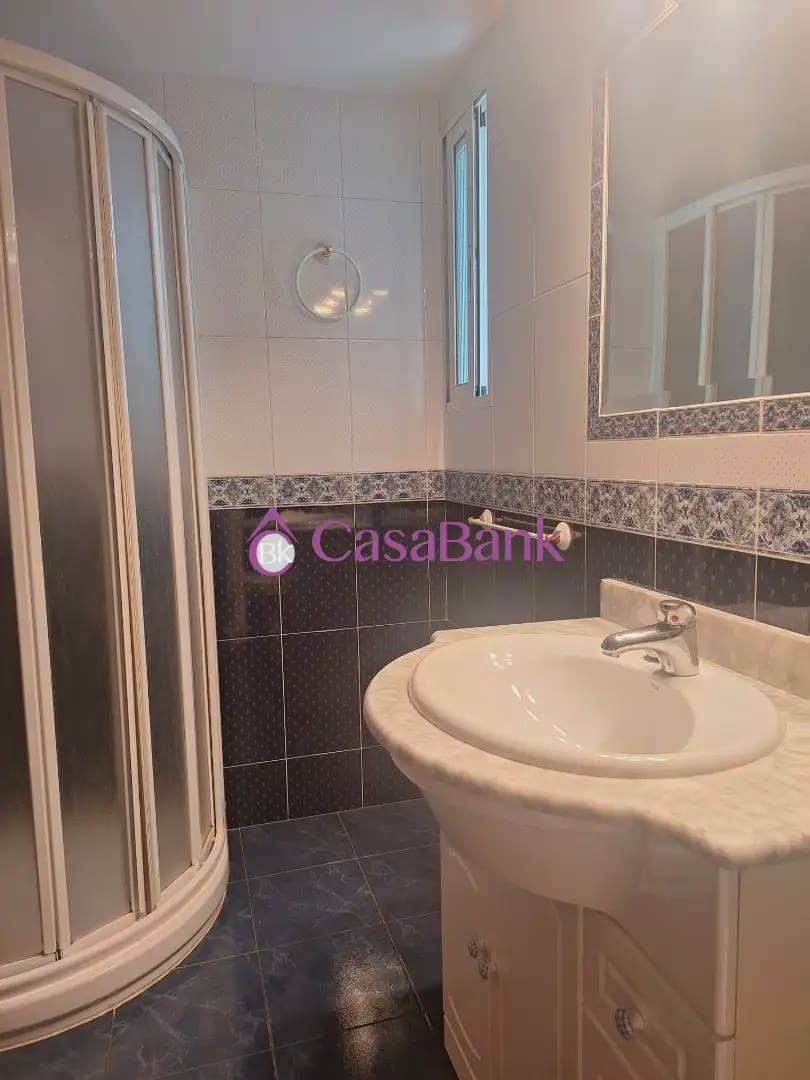 4 Zimmer Wohnung zu verkaufen in Cordoba Stadt - 229.900 € (Ref: 9904874)