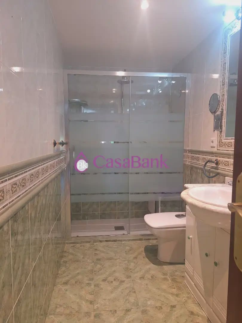 4 Zimmer Wohnung zu verkaufen in Cordoba Stadt - 229.900 € (Ref: 9904874)