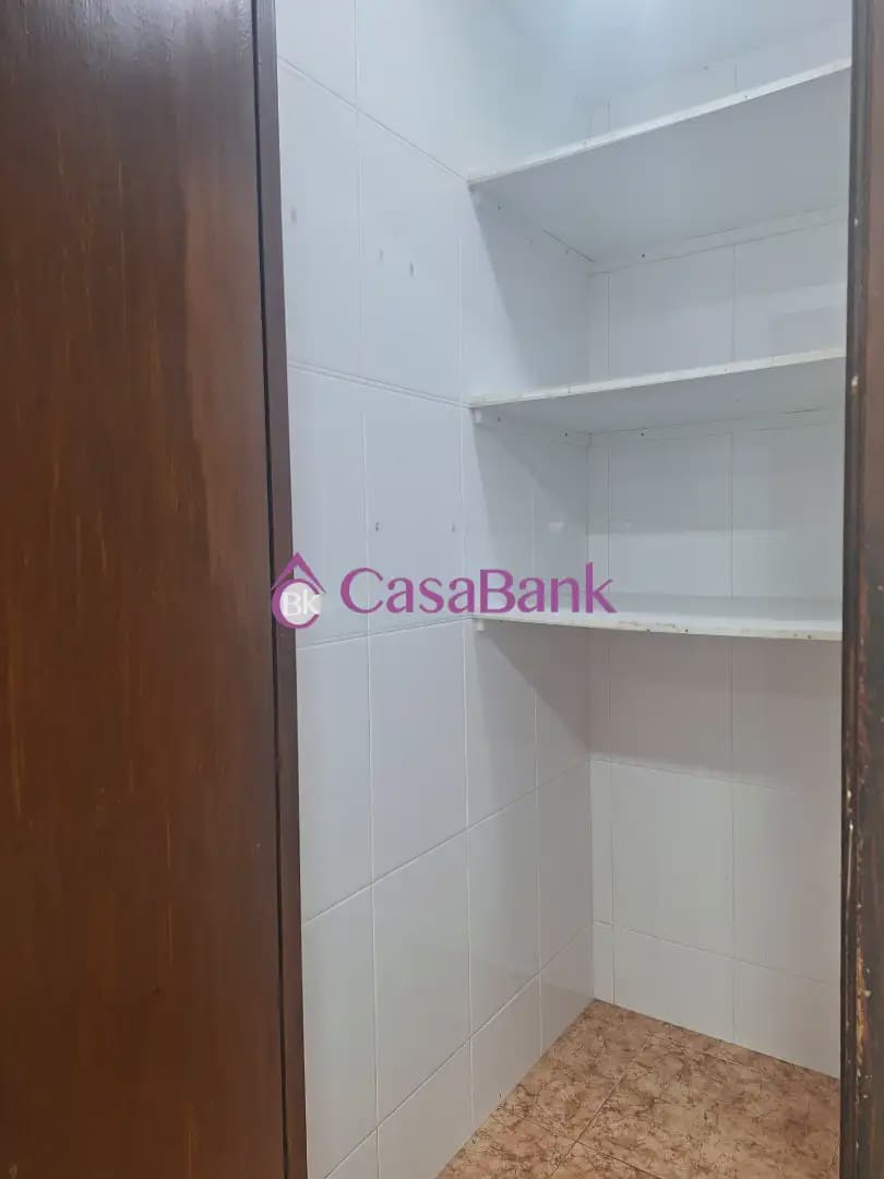 4 Zimmer Wohnung zu verkaufen in Cordoba Stadt - 229.900 € (Ref: 9904874)