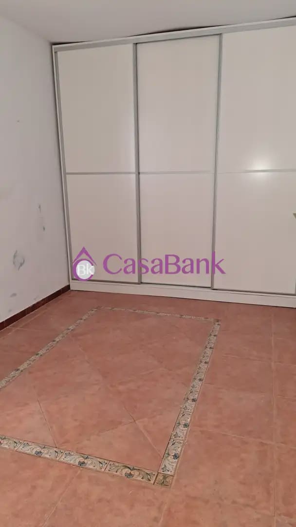 3 sovrum Lägenhet till salu i Cordoba stad - 114 000 € (Ref: 9906615)
