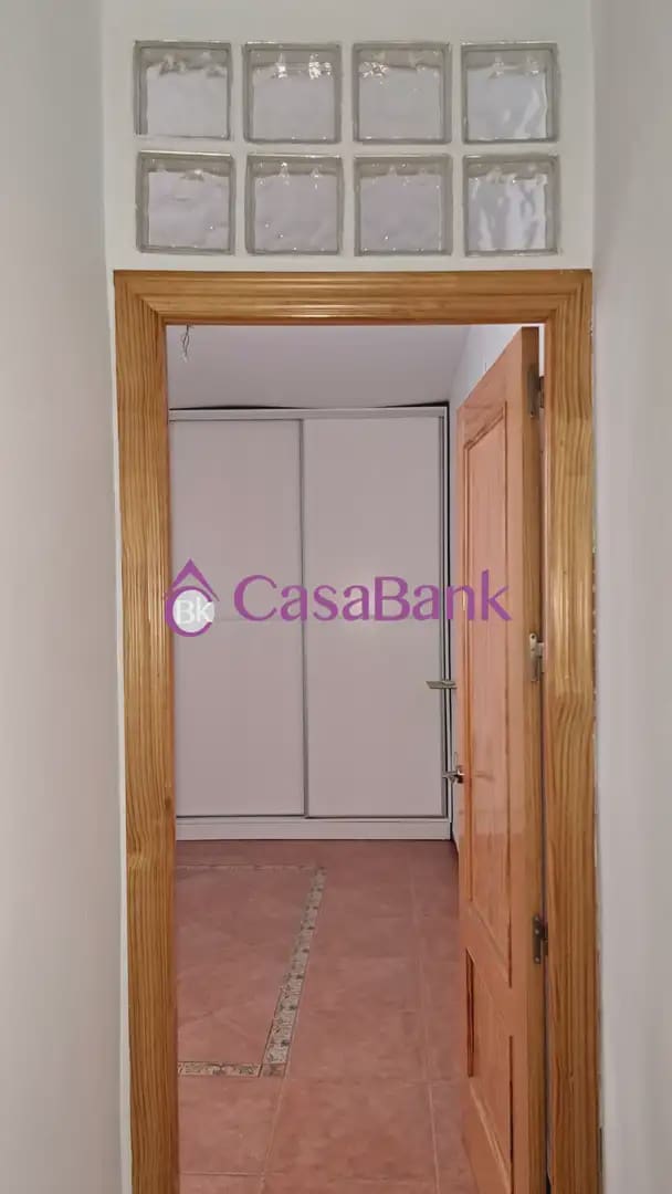 3 sovrum Lägenhet till salu i Cordoba stad - 114 000 € (Ref: 9906615)