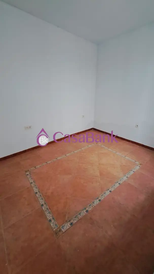 3 sovrum Lägenhet till salu i Cordoba stad - 114 000 € (Ref: 9906615)