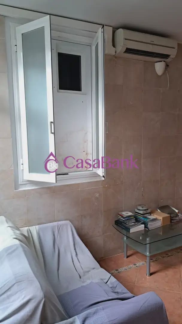 3 sovrum Lägenhet till salu i Cordoba stad - 114 000 € (Ref: 9906615)