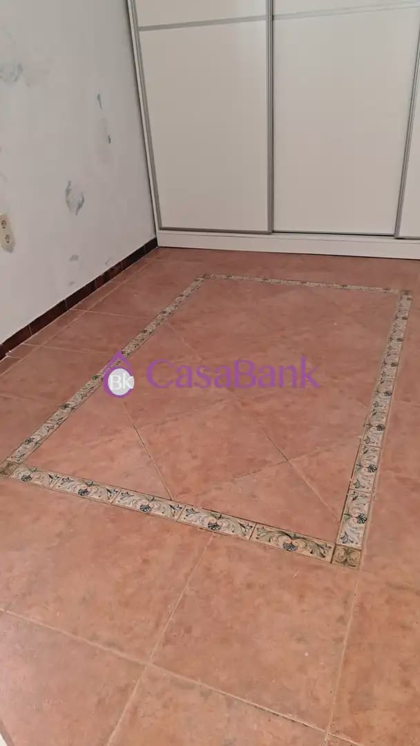 3 sovrum Lägenhet till salu i Cordoba stad - 114 000 € (Ref: 9906615)