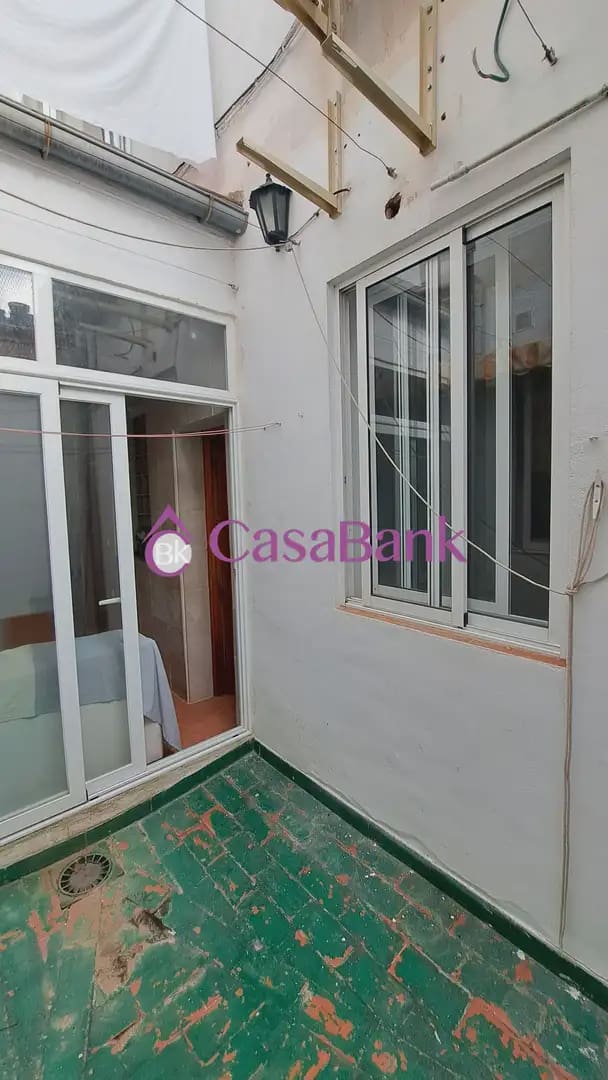 3 sovrum Lägenhet till salu i Cordoba stad - 114 000 € (Ref: 9906615)