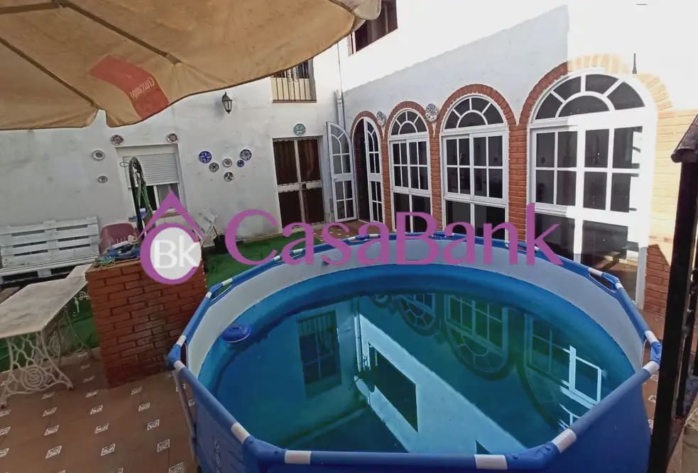 3 bedroom Townhouse for sale in Villafranca de Cordoba - € 163,500 (Ref: 9912294)