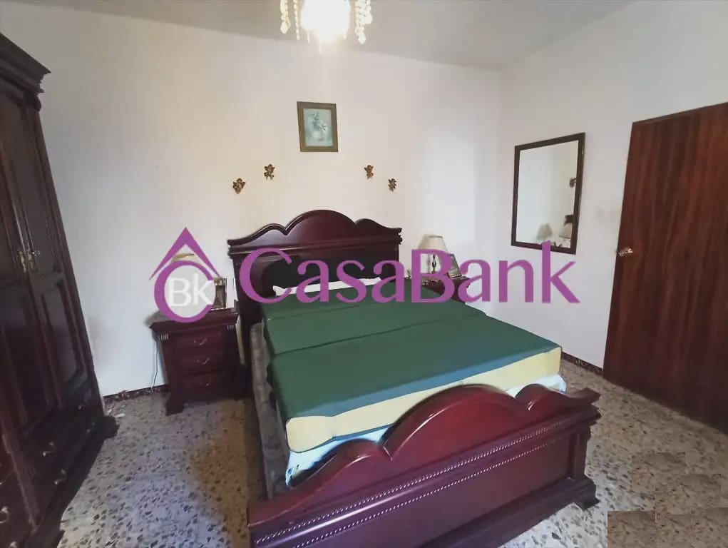3 bedroom Townhouse for sale in Villafranca de Cordoba - € 163,500 (Ref: 9912294)
