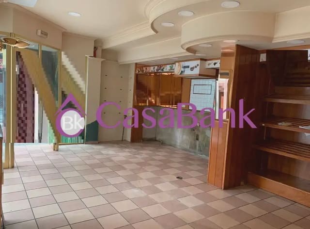 Gewerbe zu vermieten in Centro Comercial, Córdoba Stadt - 1.100 € (Ref: 9914978)
