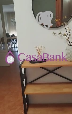 4 bedroom Flat for rent in Parque Cruz Conde, Córdoba city - € 1,200 (Ref: 9915071)