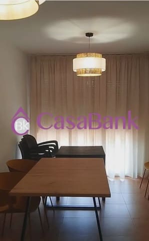 4 bedroom Flat for rent in Parque Cruz Conde, Córdoba city - € 1,200 (Ref: 9915071)