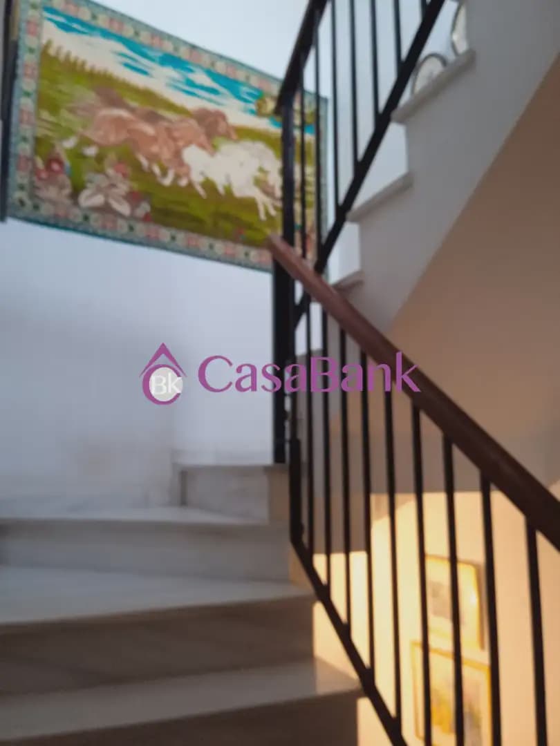 4 bedroom Townhouse for sale in Cordoba city with garage - € 350,000 (Ref: 9921071)
