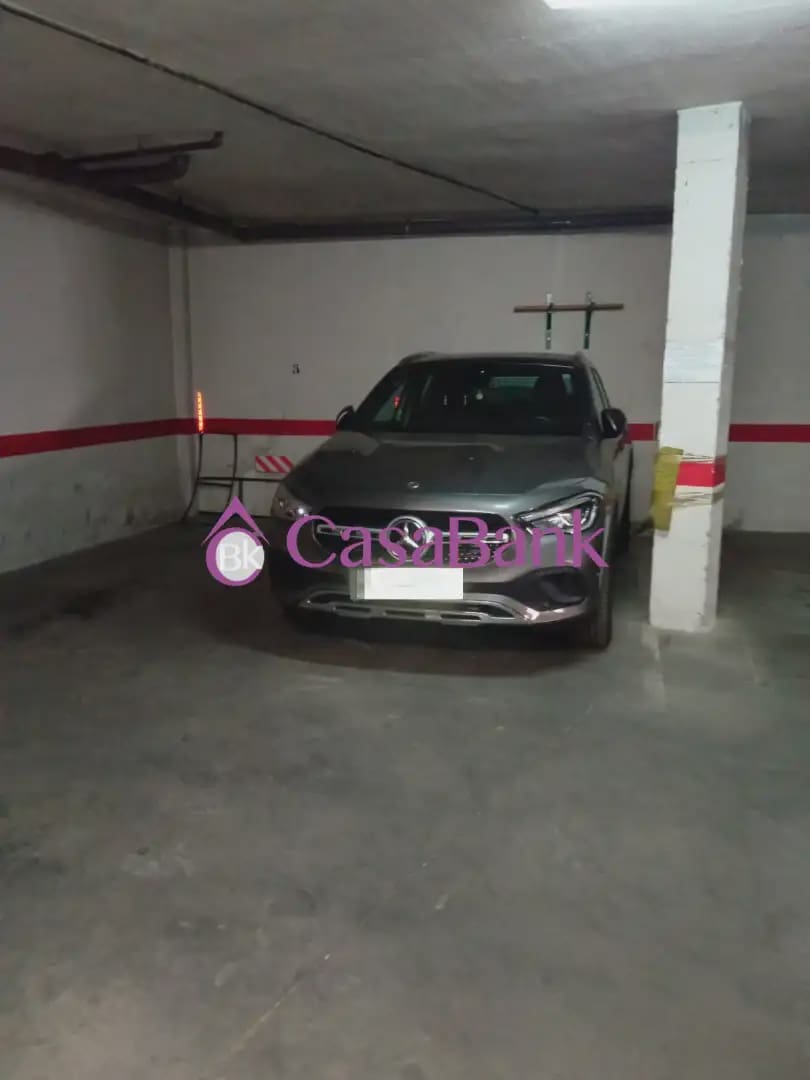 4 bedroom Townhouse for sale in Cordoba city with garage - € 350,000 (Ref: 9921071)