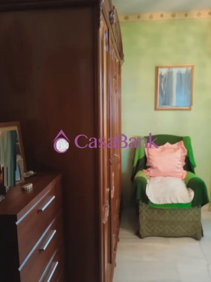 4 bedroom Townhouse for sale in Cordoba city with garage - € 350,000 (Ref: 9921071)
