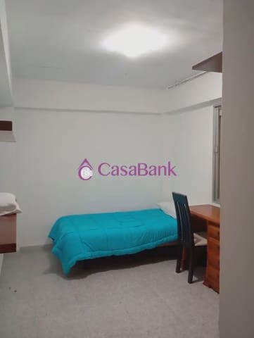 4 soverom Leilighet til salgs i Ciudad Jardín, Córdoba by - € 133 500 (Ref: 9932152)
