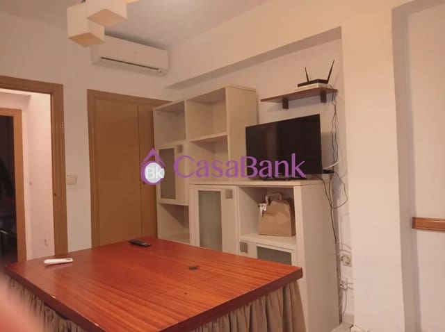 4 soverom Leilighet til salgs i Ciudad Jardín, Córdoba by - € 133 500 (Ref: 9932152)
