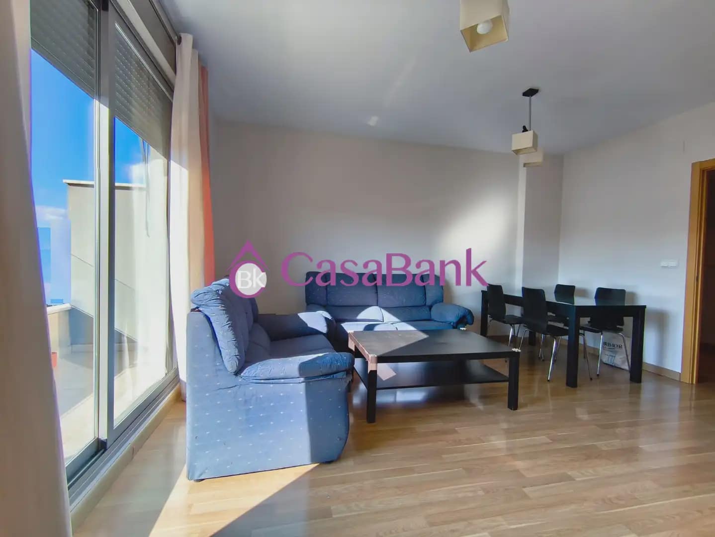 3 quarto Apartamento para arrendar em Cordova cidade com piscina garagem - 900 € (Ref: 9935353)