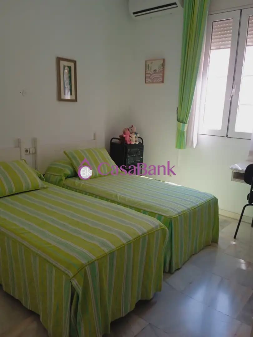 3 soverom Leilighet til salgs i Cordoba by - € 240 000 (Ref: 9944664)