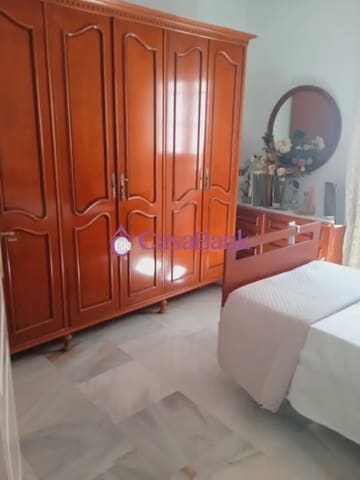 3 soveværelse Lejlighed til salg i Centro Comercial, Córdoba by - € 240.000 (Ref: 9944664)