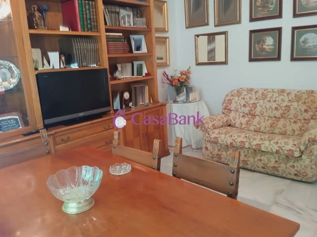 3 soveværelse Lejlighed til salg i Centro Comercial, Córdoba by - € 240.000 (Ref: 9944664)