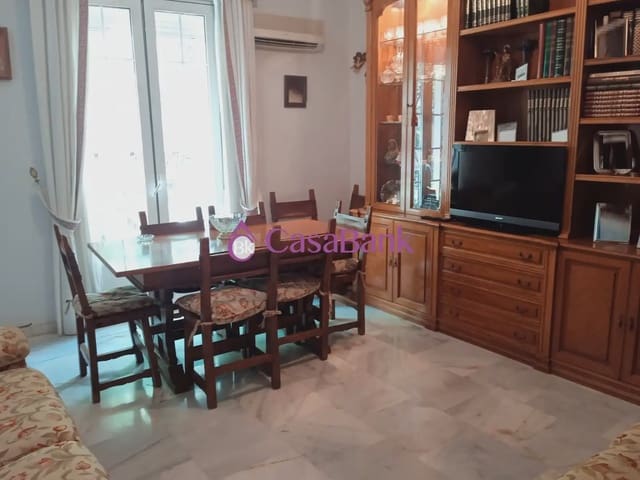 3 soveværelse Lejlighed til salg i Centro Comercial, Córdoba by - € 240.000 (Ref: 9944664)