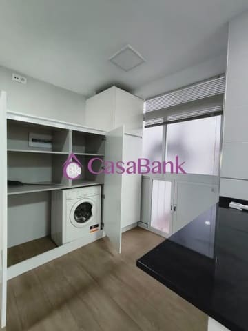 4 camera da letto Appartamento da affittare in Polígono Poniente, Cordova città con garage - 850 € (Rif: 9946274)