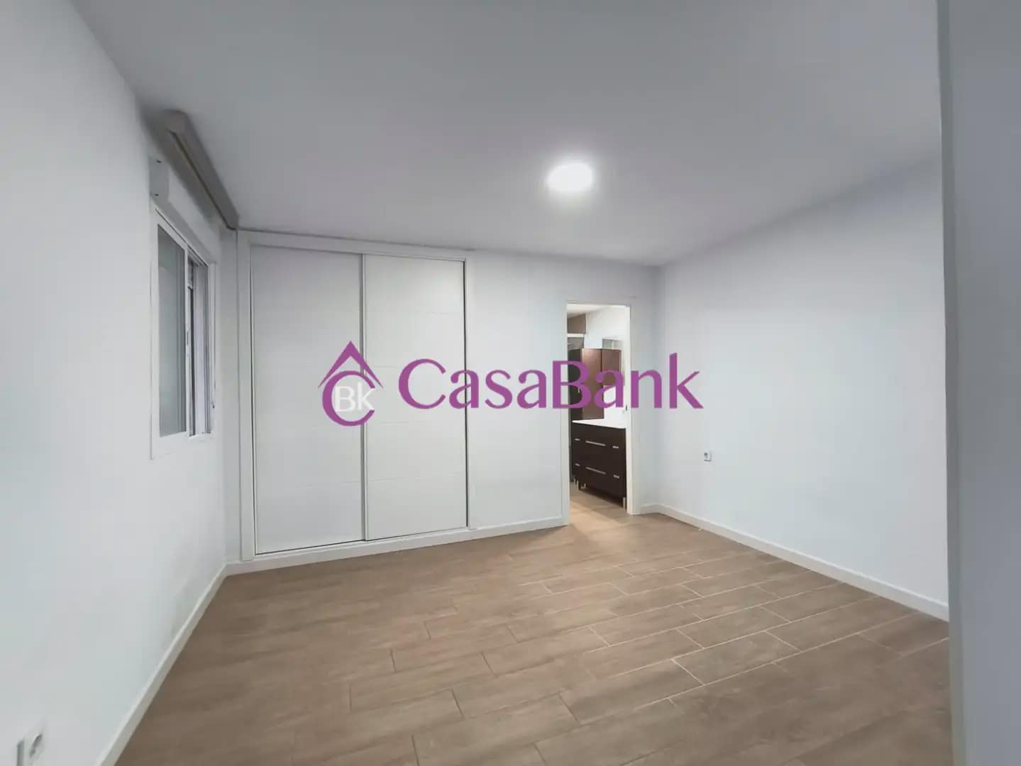 4 soverom Leilighet til leie i Cordoba by med garasje - € 850 (Ref: 9946274)