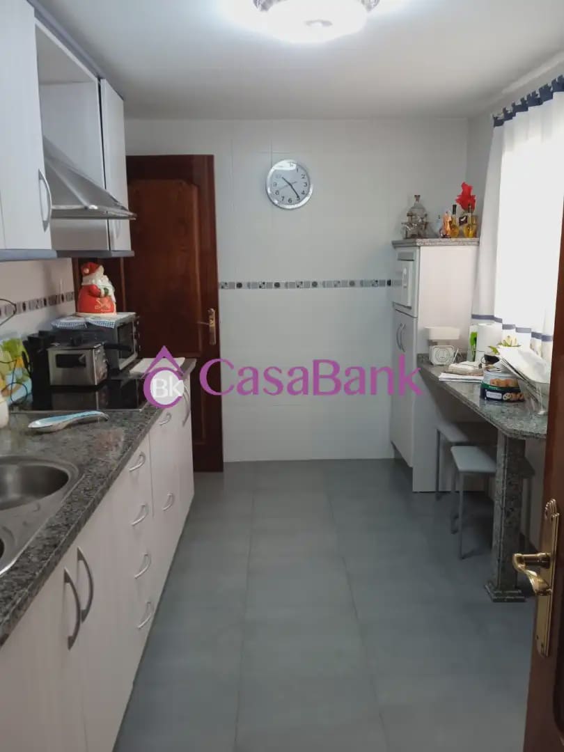 3 sovrum Lägenhet till salu i Cordoba stad - 144 200 € (Ref: 9950489)