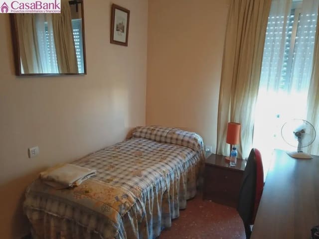 3 makuuhuone Asunto myytävänä paikassa Poniente-Norte - Miralbaida - Parque Azahara, Córdoba kaupunki mukana 
autotalli - 163 600 € (Ref: 9965791)