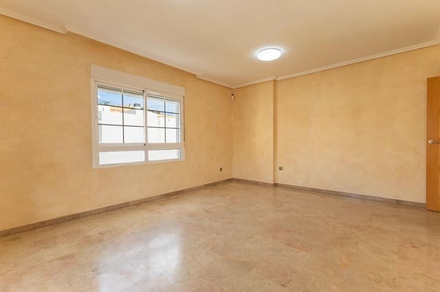 3 Zimmer Wohnung zu verkaufen in Orihuela mit Garage - 195.000 € (Ref: 9379417)