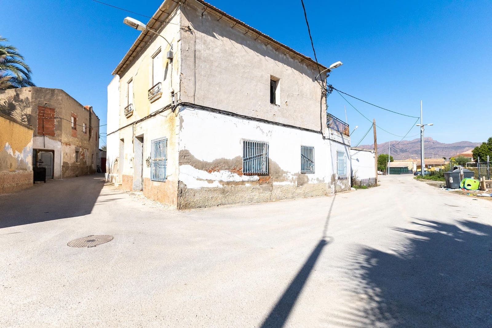 5 bedroom Commercial for sale in Orihuela - € 590,000 (Ref: 9379418)