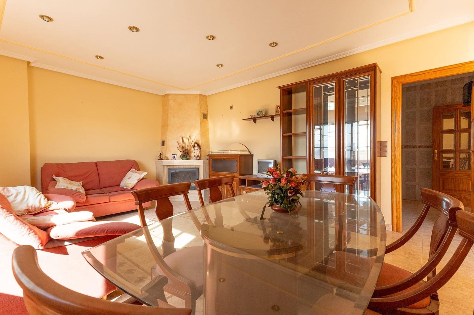 5 bedroom Commercial for sale in Orihuela - € 565,000 (Ref: 9379418)