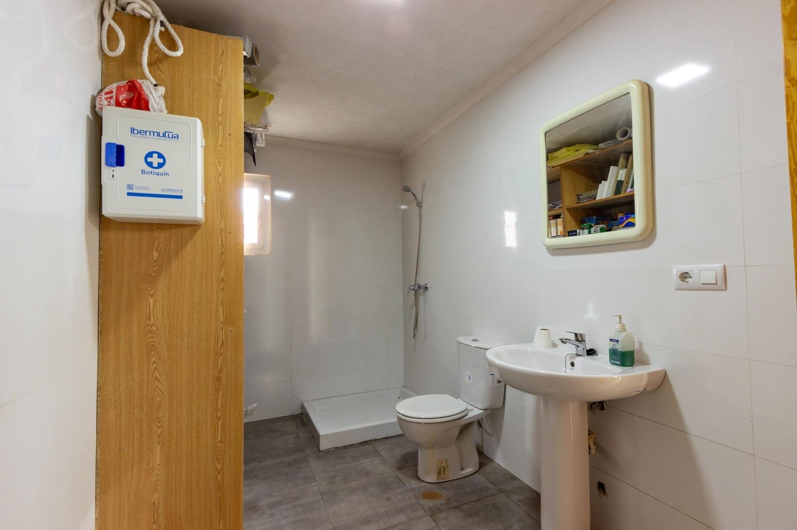 Bedrift til salgs i Bigastro - € 650 000 (Ref: 9379428)