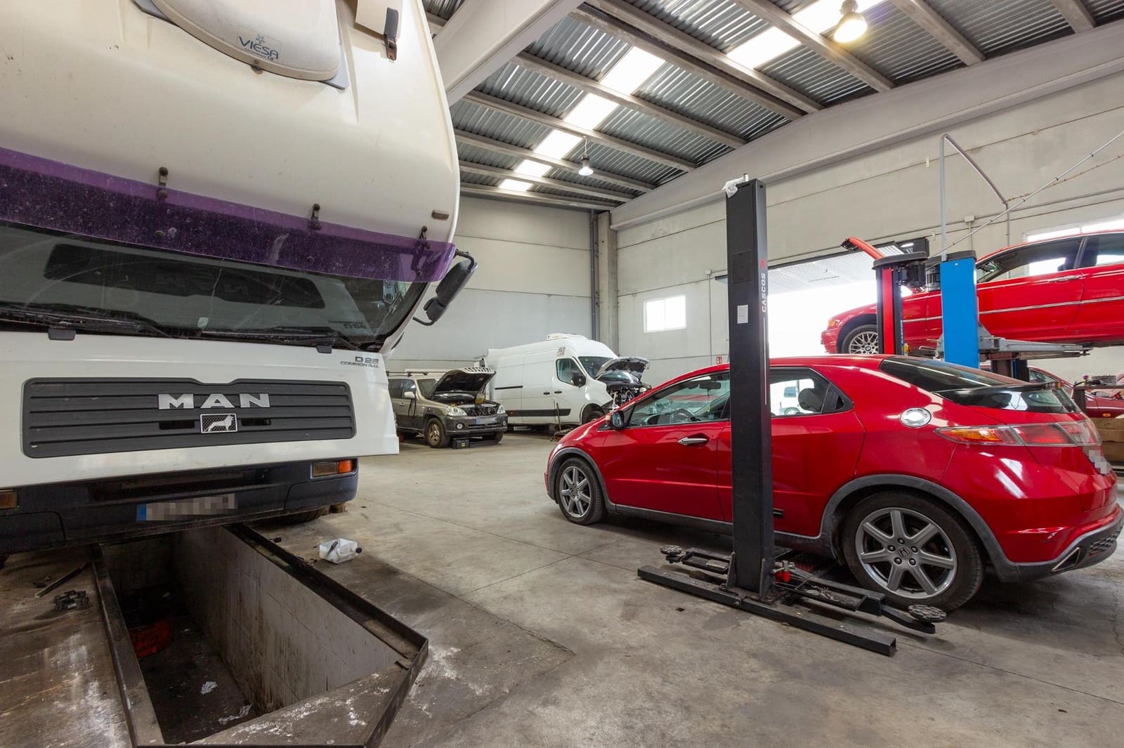 Bedrift til salgs i Bigastro - € 650 000 (Ref: 9379428)